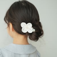 Fabric flower tie / White cross