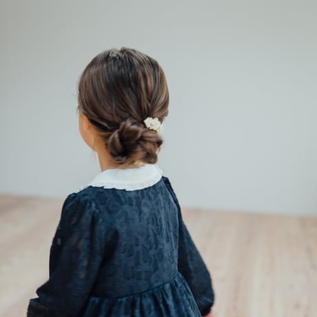 Anna / navy flower