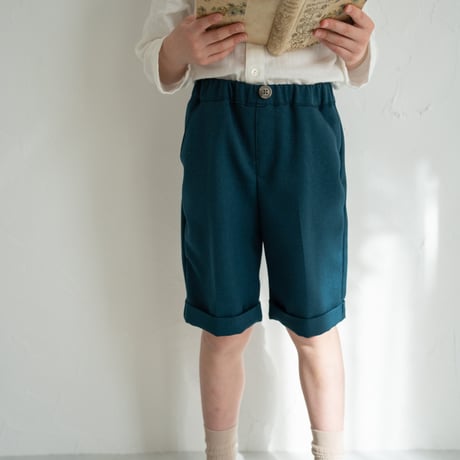 Short pants / peter green