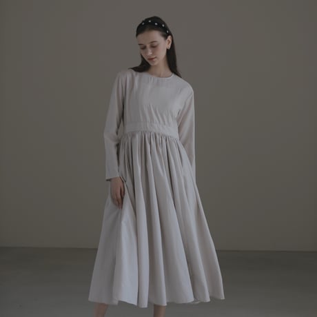 ladies Classical dress / beige