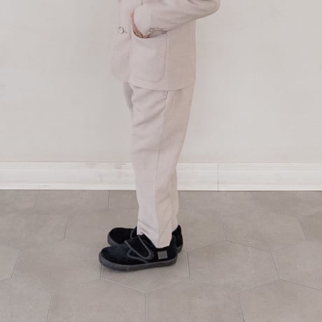 Long pants / biscuit