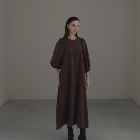 ladies Puff sleeve dress / chocolate