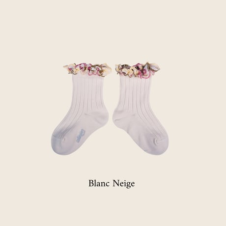 Collegien / Anémone - Embroidered Ruffle Ribbed Ankle Socks