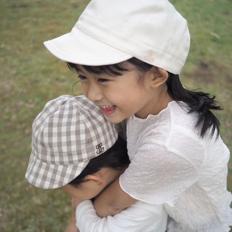 Cocoon cap / milk