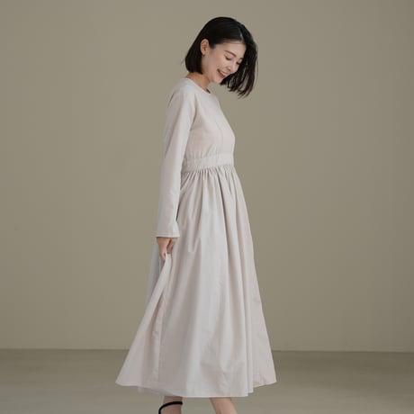 ladies Classical dress / beige