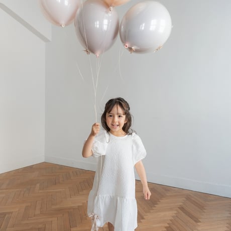 kids Back ribbon dress / white