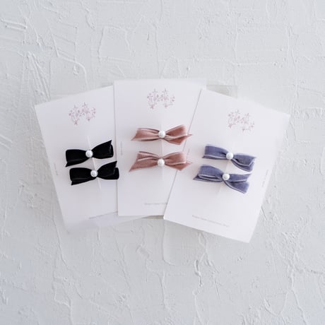 Velvet ribbon pin 2pc set - pearl