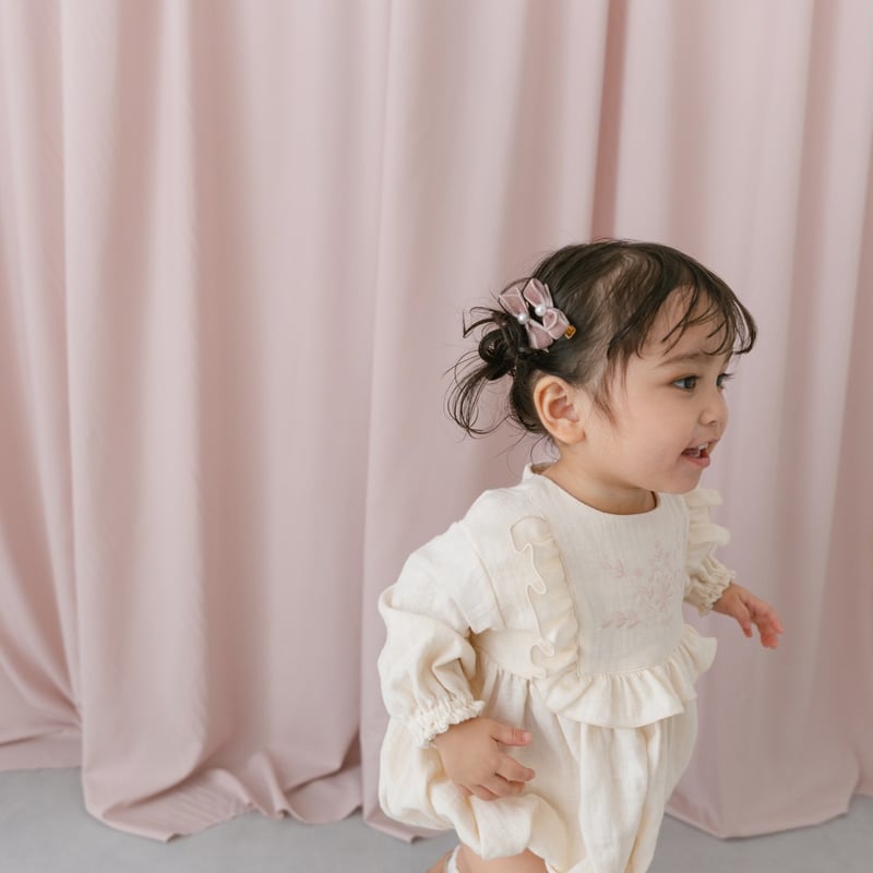 june little closet
ベージュ フリル襟 ワンピース june -little closet-