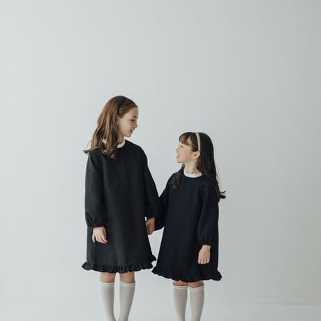 Laria / black