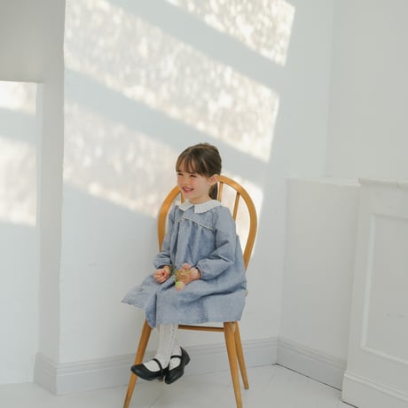 Petal / light blue
