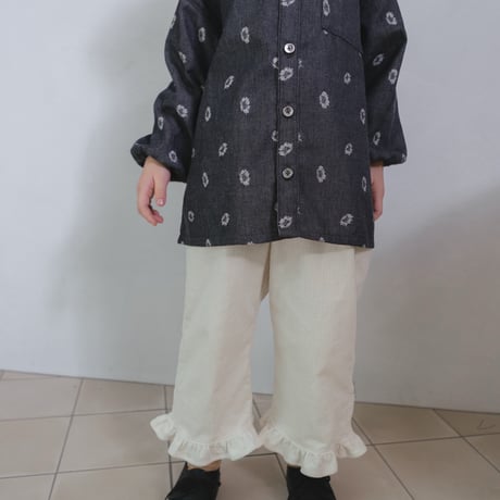 Stand over shirt / indigo denim flower
