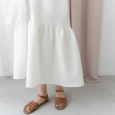 ladies Back ribbon dress / white