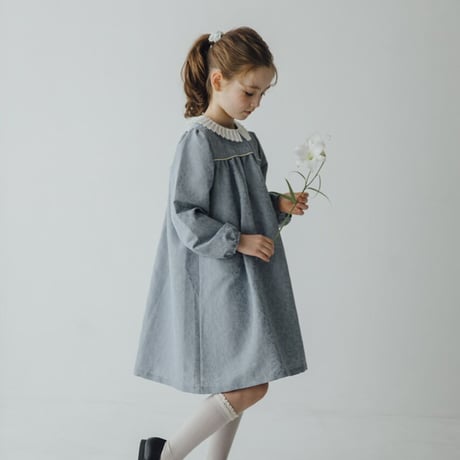 Petal / light blue