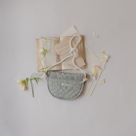 Pocket pouch / little flower