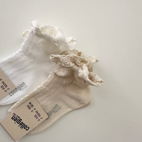 Collegien / Annette - Lightweight Pointelle Socks with Lace Frill