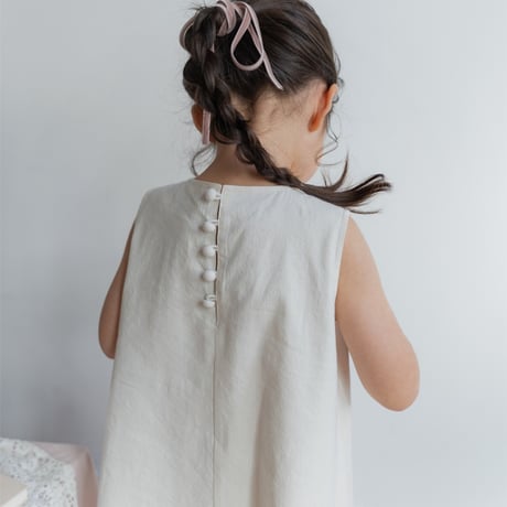Cloudy dress / milk
