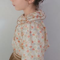 Double button blouse / autumn cream flower