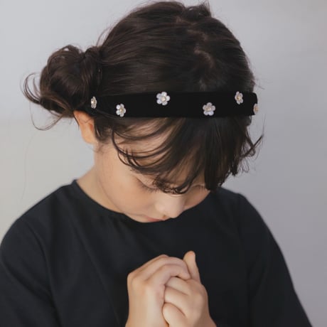 Velvet head band / flower