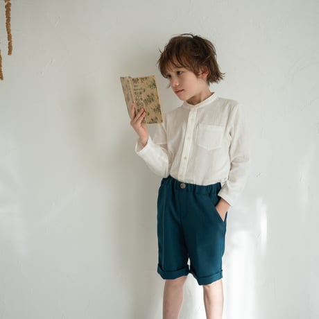 Short pants / peter green