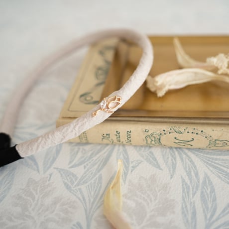 Head band / cream