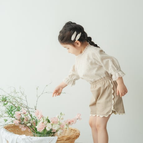Oval pin 2 pc set / Milk & Powder petal