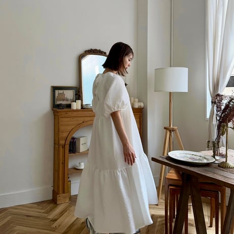 ladies Back ribbon dress / white