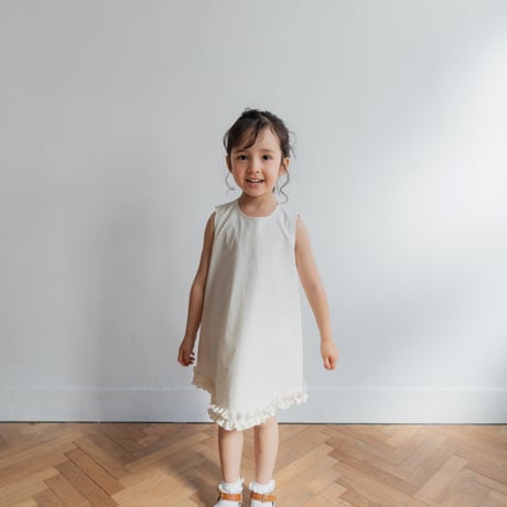 Cloudy dress / milk