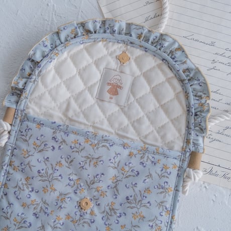 Square frill pochette / blue flower