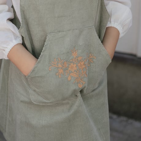Jumper skirt / mint corduroy