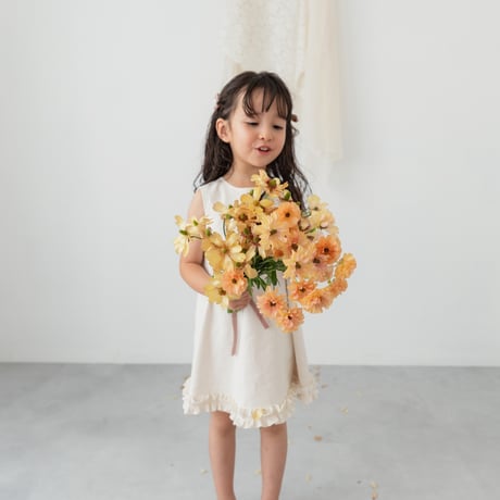 Cloudy dress / milk