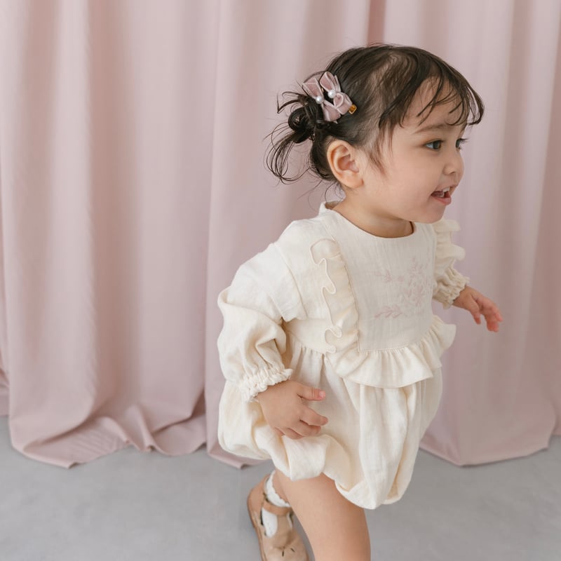 june little closet
ベージュ フリル襟 ワンピース june -little closet-