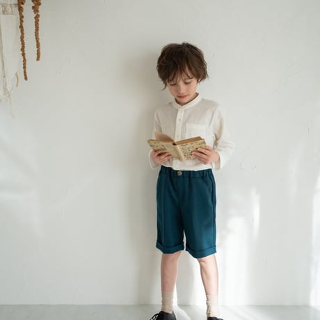 Short pants / peter green