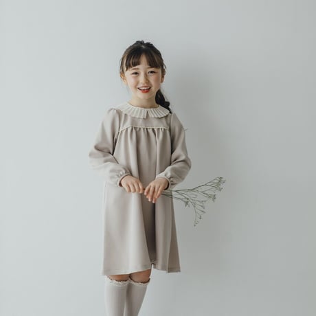 Petal / milk beige