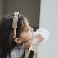 Ribbon head band / milk tea