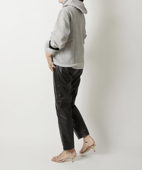 【original】faux leather cropped easy pants
