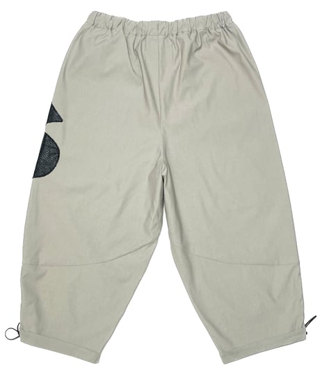 Clover ＆ roll-up cocoon pants