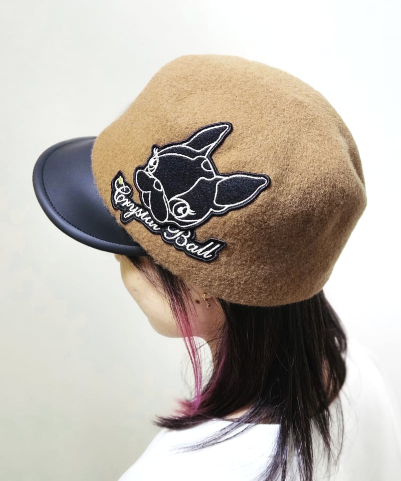 バーバリー キャップ ボトルキャップ バッジ レザー 美品 未使用 タグ付き バーバリー キャップ ボトルキャップ バッジ レザー 美品 未使用