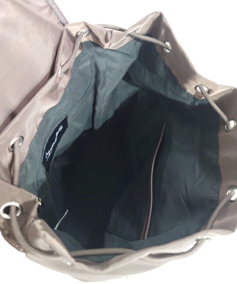 フラップ HIPPIEバックパック | CRYSTAL BALL(クリスタルボール)公式サイト