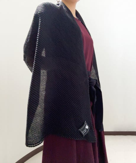 Pleated stole
