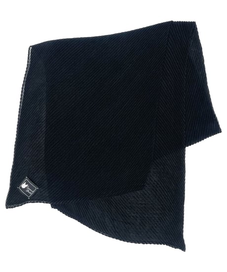 Pleated stole