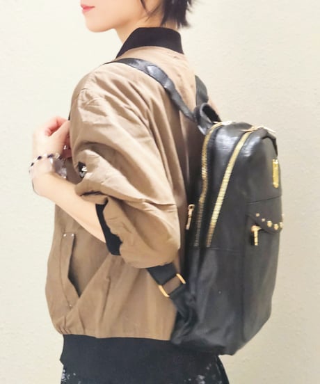 ドット&プレートバックパック