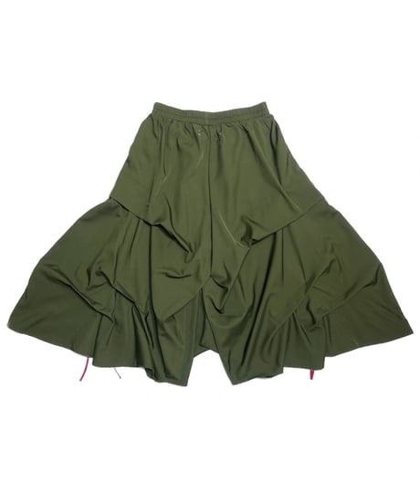 Irregular hem pants
