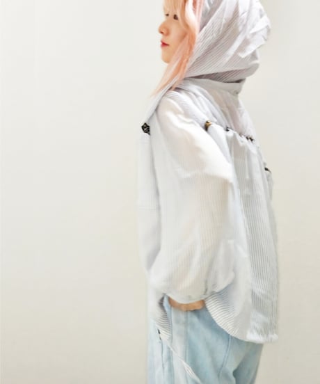 【限定再入荷】シアーストライプフーディーブラウス