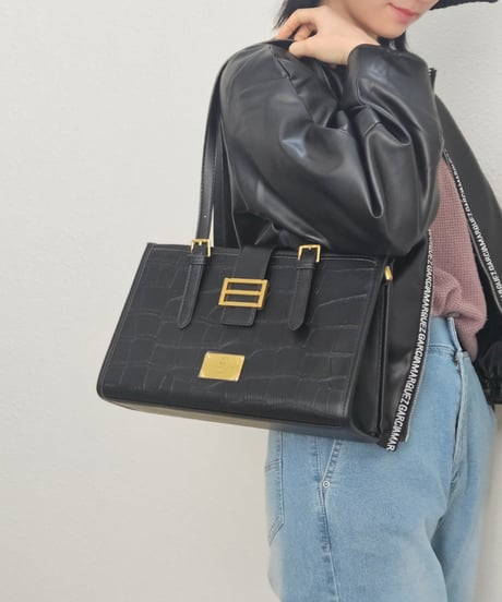バックルトートバッグ