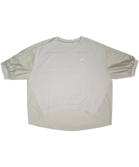 Gathered-sleeve Curved-hem Tops