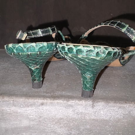 made in Italy python pointed-toe mules