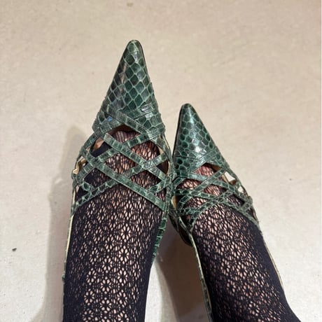 made in Italy python pointed-toe mules