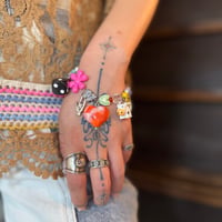 eeeee//very charm bracelet