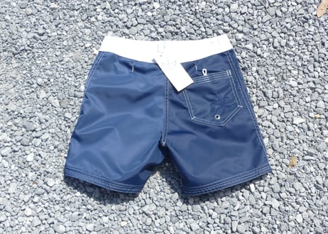 Navy＆White SURFTRUNKS byヘブンズバックドア