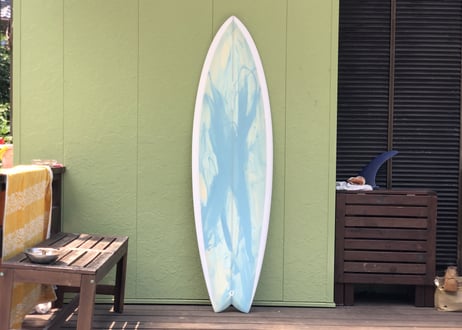 5'11 ツインザー by トーマスサーフボード